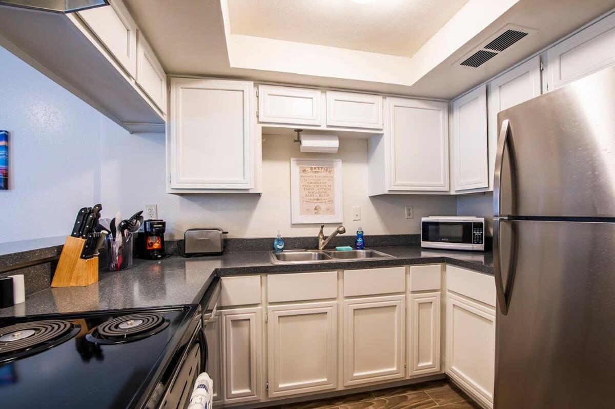 41A Modern Large Studio Condo w heated pool Casa Grande Esterno foto