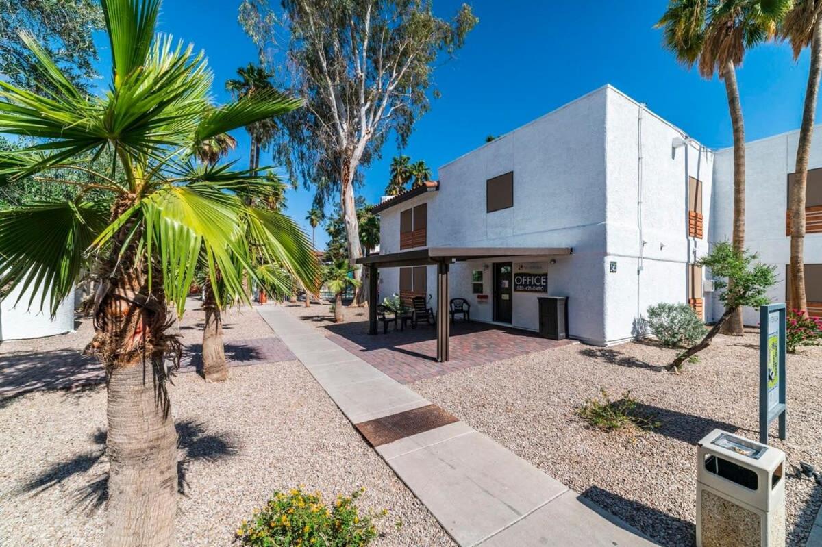 41A Modern Large Studio Condo w heated pool Casa Grande Esterno foto
